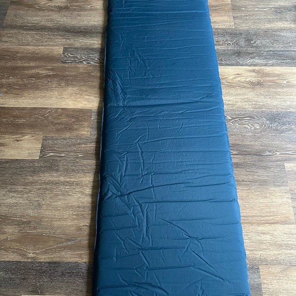 Therm-a-Rest Black Sleeping Pad - Picture 2 of 2